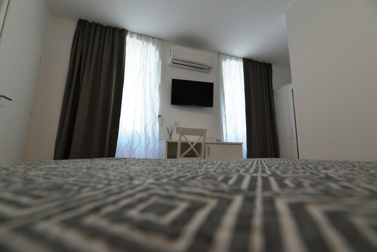 Apartments&Rooms Oliva Cres Buitenkant foto