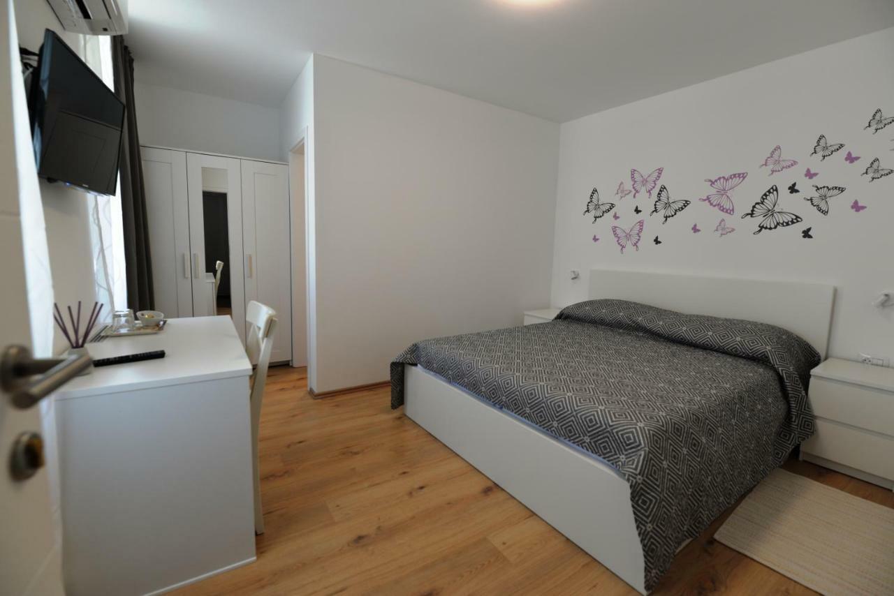 Apartments&Rooms Oliva Cres Buitenkant foto